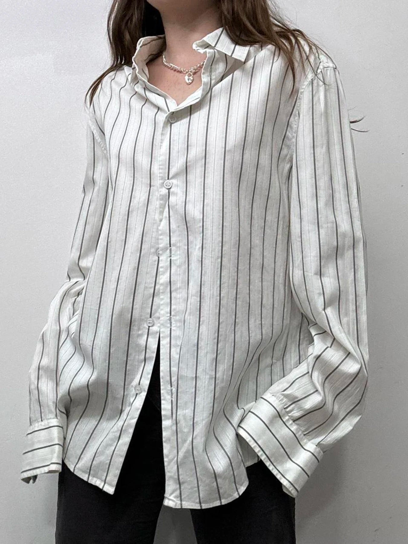 Aiertu Striped Print Loose Shirt for Women Casual Single-breasted Oversized Blouses Streetwear Fashion Turn-down Neck Top Aiertu