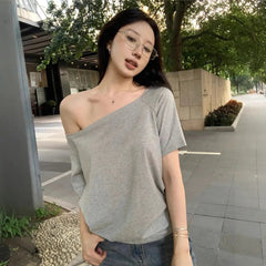 Aiertu - Spicy Girl Slant Shoulder Short Sleeve Loose T-shirt 2025 Women's Summer New Casual Irregular Solid Color Versatile Top Aiertu