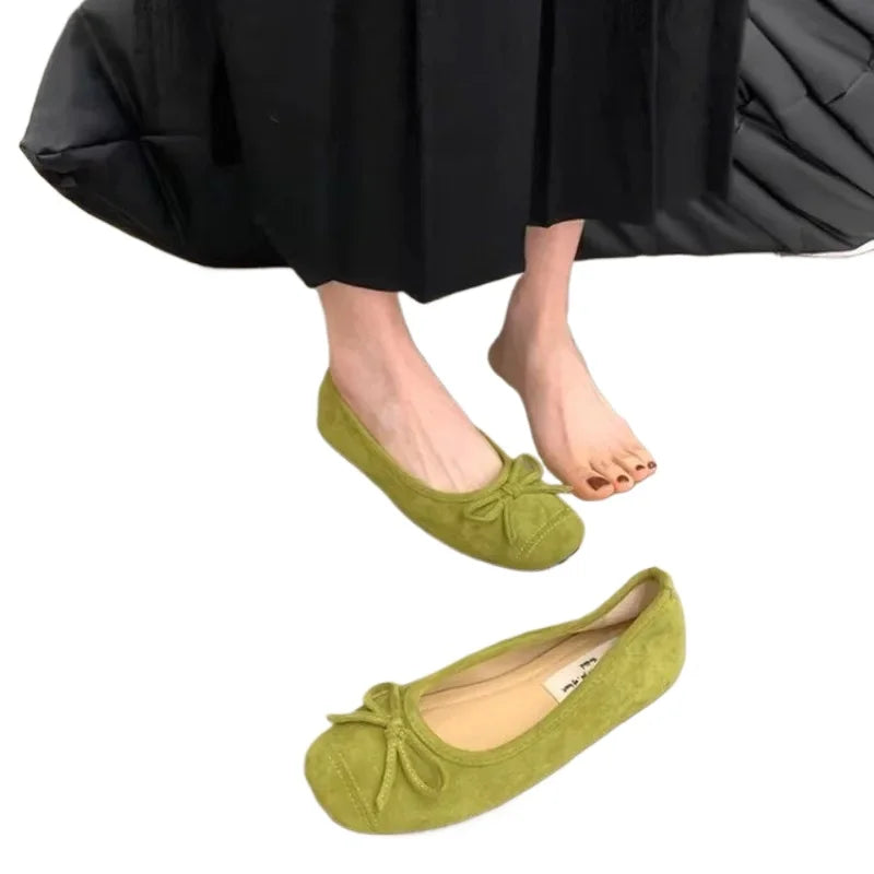 Aiertu - Fashion Elegant Velvet Ballerina Shoes Woman Design Shoes Velour Ballet Flats Ladies Retro Round Toe Bowknot Shallow Loafers Aiertu