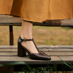 Aiertu - New Fashion Lacquer Leather T-shaped Pumps Round Toe Square Heel Straw Shoes French High Heels One Button Baotou Sandals Aiertu