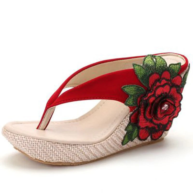 Aiertu - New 9 cm comfortable wedge slippers embroidered flowers sandals large sandals waterproof platform sandals Aiertu