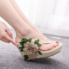 Aiertu - New 9 cm comfortable wedge slippers embroidered flowers sandals large sandals waterproof platform sandals Aiertu