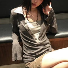 Aiertu - Simple Niche Characteristic Dark Gray Temperament Contrasting Suede Collar POLO Shirt Women’s Tight Slimming Deep V-neck Top Aiertu