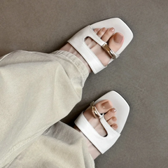 Aiertu - Popular Design Women Slippers Casual Non-slip Outside Sandals Low-heels Shoes Metal Buckle Split Toe Beautiful Flats Aiertu