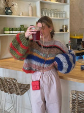 Aiertu - Casual Knitted Colorful Stripes Sweater Women Fashion O Neck Puff Long Sleeves Short Pullover Autumn Lady High Street Jumper Aiertu