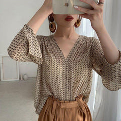 Aiertu Vintage Blouses Women Elegant V Neck Print Long Sleeve Loose Shirts Office Lady Casual Chiffon Chic Sun Protection Tops Aiertu