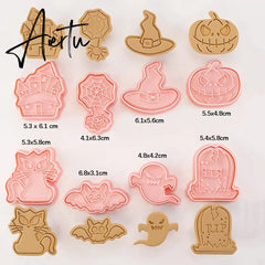 8Pcs/set Christmas Cookie Molds 3D Cartoon Pressable Christmas Biscuit Resin Mould Cookie Kitchen Baking Pastry Bakeware Tool Aiertu