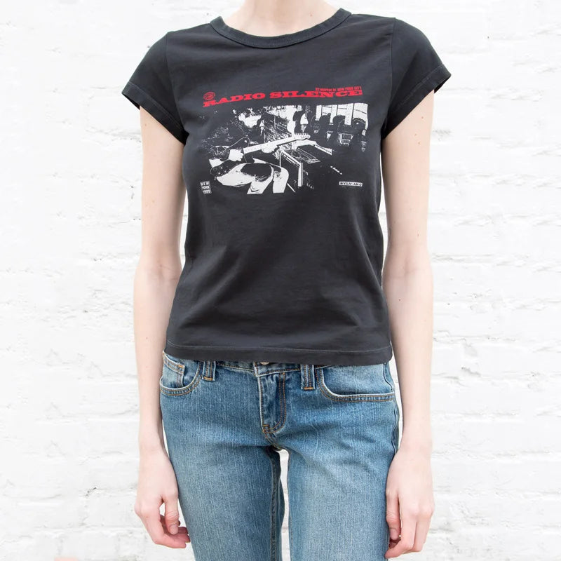 Aiertu Women "Radio Silence" Print Front Short Sleeve T-shirt Crop Top Aiertu