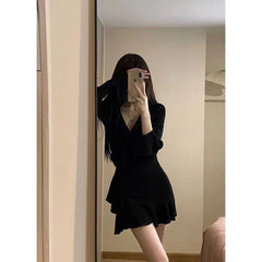 Aiertu supernatural dress to impress Fall Black Ruffled Long Sleeve Dress V-neck Elegant A- line Short Skirt Bell Sleeve Advanced Short Skirt aiertu