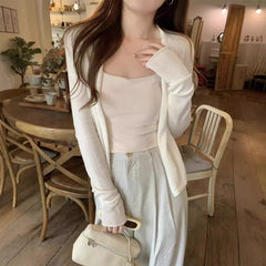 Aiertu outfit fall Early Autumn Lazy Style Design Thin Soft Glutinous Knitted Coat Small Cardigan Simple Niche Curling Short Top aiertu