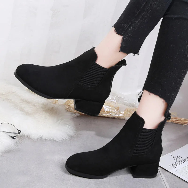 Autumn Winter New Women's Wild Short Boots Round Head Comfortable Suede Boots Women's Simple Sets of Boots Mujer