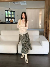 Aiertu Fairycore Style V-neck Shirt Women Long Sleeve Casual Chic Autumn Korean Fashion Blouses Women Elegant Ladies Tops Aiertu
