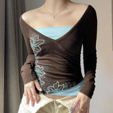AIERTU - Spring Fake Two Big V-neck T-shirt Tight Spice Girl Temperament Retro Long-sleeved Top Aiertu