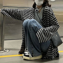 Aiertu Sweatshirts Women Striped Chic Loose All-match Design Summer Simple Daily Retro Students Tender Sun-proof Classic Korean Style Aiertu