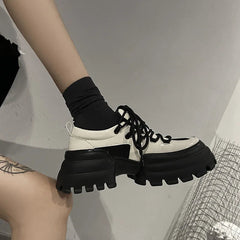 Aiertu Ladies British Casual Sport Leather Shoe Autumn New Big Head Muffin Small Leather Shoe Female Japanese College Style Single Shoe Aiertu