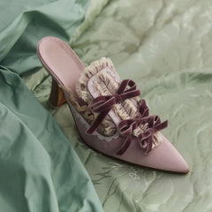 AIERTU - Elegant Retro Dusty Pink Satin Mule Heels Velvet Bow Ruffled Lace Detail Pointed Toe Open-Back Chunky Heel Pumps Daily Outfits Aiertu