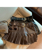 Aiertu Women Coffee Leather Skirt Harajuku Y2k Vintage Pleated Skirt 90s Aesthetic Korean A-Line Mini Skirt Emo 2000s Punk Clothes 2024 Aiertu