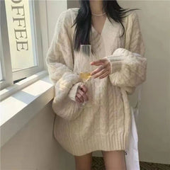 V-Neck Thickened Fried Dough Twists Sweater Autumn and Winter Loose Outwear Lazy and Gentle Design Small Warm Knit Top Aiertu