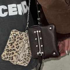AIERTU - Motorcycle Rivet Chain Crossbody Carry Small Square Bag Wallet Fashionable Hanging Bag Hip Hop Retro Street Trend Mini Card Bag Aiertu