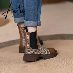 Aiertu Autumn and winter new elasticated thick-soled women's boots French retro flat color elastic stitching plaid fashion Martin boots Aiertu