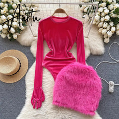 Aiertu Autumn Long Sleeves Bodysuits 2023 Women O Neck Open Crotch Velvet Slim Playsuits+Plush Sexy Mini Skirt Suits Aiertu
