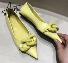Aiertu Brand Design Chain Buckle Flat Shoes Women Flat Heel Ballet Pointed Toe Slip On Female Ballerina Casual Loafers Aiertu
