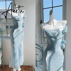 Aiertu Elegant Ice Blue Spaghetti Strap Slim Fitting Women's Dress Rose Decoration Pleated Boat Neck Irregular Eage Birthday Party Gown Aiertu