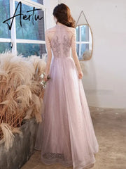 Aiertu Elegant Pink Celebrity Dress Sequins Beading Halter With Tassel Sleeve A Line Exquisite Floor Length Prom Evening Gowns 2024 New Aiertu