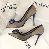 Aiertu European and American sexy nightclubs with high heels and a network of hollow silk and rose flowers women shoes Aiertu