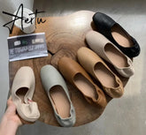 Aiertu Fashion Women Flat Shoes Autumn Outdoor Slip On Loafer Shoes High Quality Soft Leather Boat Shoes For Office Ladies Aiertu