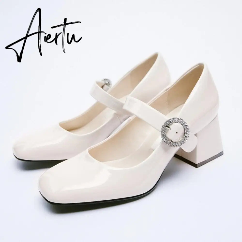 Aiertu High Heels Women's Spring New Round Toe Black Ladies Small Leather Shoes Retro Fashion Thick Heel Shallow Shoes Aiertu