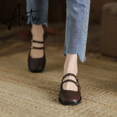 Aiertu HOT SALE Spring Fashion Women Shoes Round Toe Chunky Heel Shoes Women Cow Leather Low Heel Women Pumps Solid Retro Mary Janes Aiertu