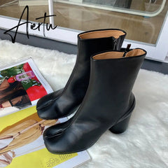 Aiertu Luxury Brand Designer Split Toe Ankle Boots New Fashion Chunky Round High Heels Women Boots Winter Tabi Shoes Short Boots Aiertu