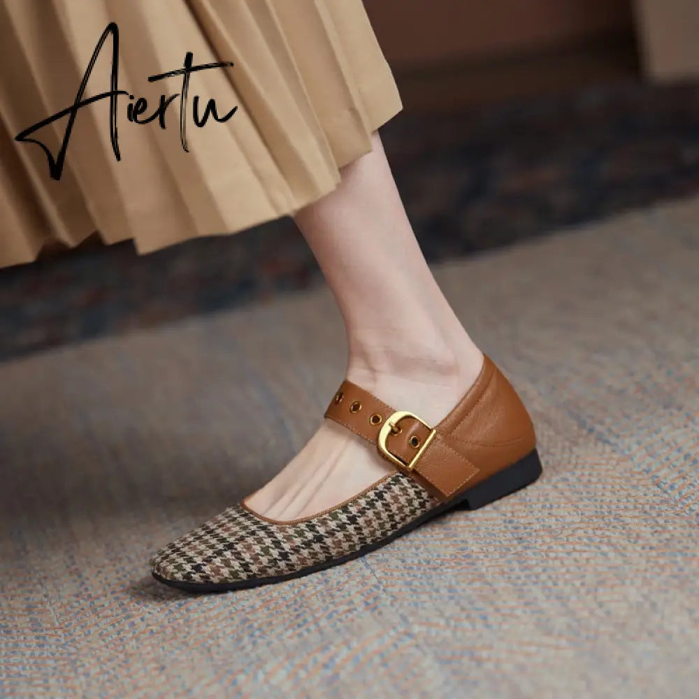 Aiertu Mary Jane Shoes New Spring Brand Women Pumps Low-heel Female Ladies Shoes Square Toe Buckle Mixed Color Retro Women Shoes Aiertu
