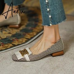 Aiertu New Genuine Leather Women Shoes Fashion Tassel Beads Spring Pump Square Toe Slip-On Casual Shoes Thick Heel Size 35-42 Handmade Aiertu