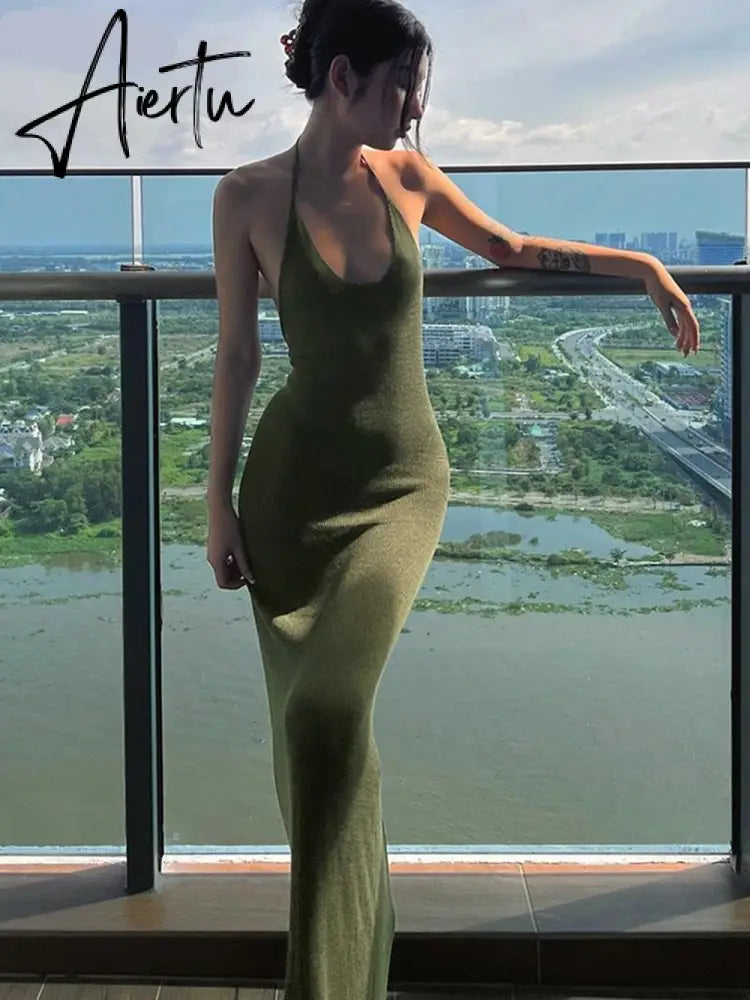 Aiertu Solid Halter Sleeveless Backless Slim Sexy Maxi Dress Spring Women Elegant Streetwear Party Y2K Clothing Concise Aiertu