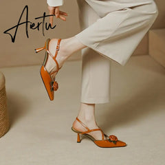 Aiertu Summer/Spring Woman Shoes Cow Leather Pointed Toe Women Sandals Flowers High Heels Slingback Stiletto Retro Shoes for Women Aiertu