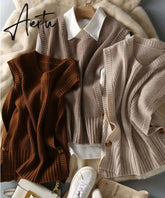 Aiertu Sweater Vest Women O-neck Solid Autumn Fashionable Button Chic Design Female Leisure Knitwear Preppy Style New Arrival Soft Cozy Aiertu