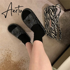 Aiertu Woman Fashion Streetwear Slippers Solid Color Simple Slippers Anti-Slip Bathroom Slippers For Women Girls Minimalist Sandals Aiertu