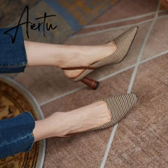 Aiertu Women sandals 22-24.5cm Retro Houndstooth fabric shoes summer shoes Muller shoes round heel sandals for women high heels Aiertu
