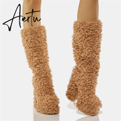 Aiertu Women Warm Fur Boots Winter Plush Faux Fur Snow Boots Fashion New Soft Curly Plush Platform Shoes Thick High-Heeled Round Toe Aiertu
