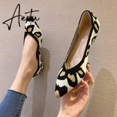 Aiertu Women's Shoes Pumps Knitting Breathable Ladies Pointed Toe Female Comfort Shoes Slip on Shallow Ladies Loafers Office Low Heels Aiertu