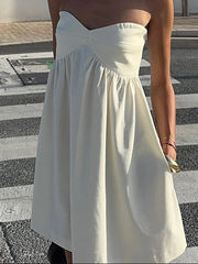 Aiertu Women's Sexy White Strapless Dresses 2025 Summer Backless High Waist Pleated Mini Gowns Lady Fashion A-line Beach Vacation Dress Aiertu
