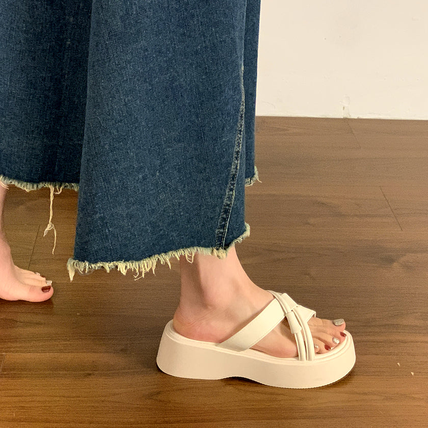 Aiertu House Slippers Platform Women Luxury Shoes Pantofle Slides Designer 2025 Retro Fashion Shoes House Slippers Platform Slides Fash Aiertu