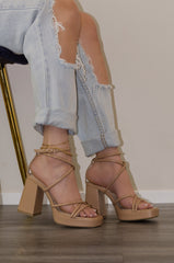 Aiertu Taurus - Square Toe Ankle Strap Block Heels, Cushioned Comfortable Insole, Stylish Party Heels, Elegant Night Out Footwear for Women Aiertu