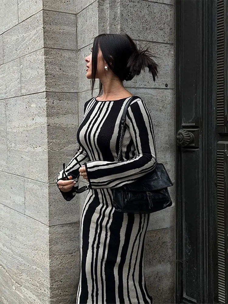 Aiertu - Women Chic Striped Printed Knitted O-neck Dresses Elegant Contrasting Color Long Sleeve Bodycon Dress 2026 Lady Party Streetwear Aiertu