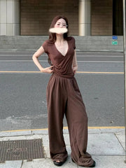 Aiertu - Sweet Hot Girl Casual Suit Women's Autumn Coffee Color V-neck Short-sleeved T-shirt High Waist Wide Leg Pants Two-piece Set Aiertu