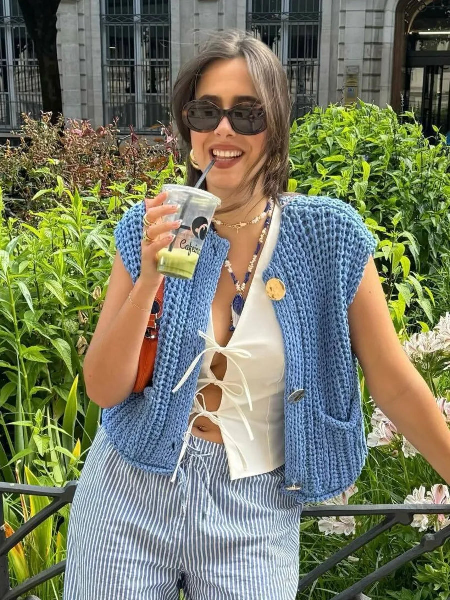 Aiertu - Pocket Solid Color Cardigan Women 2026 Autumn New O Neck Single Breasted Sleeveless Cropped Sweater Casual Fashion Knitted Vest Aiertu