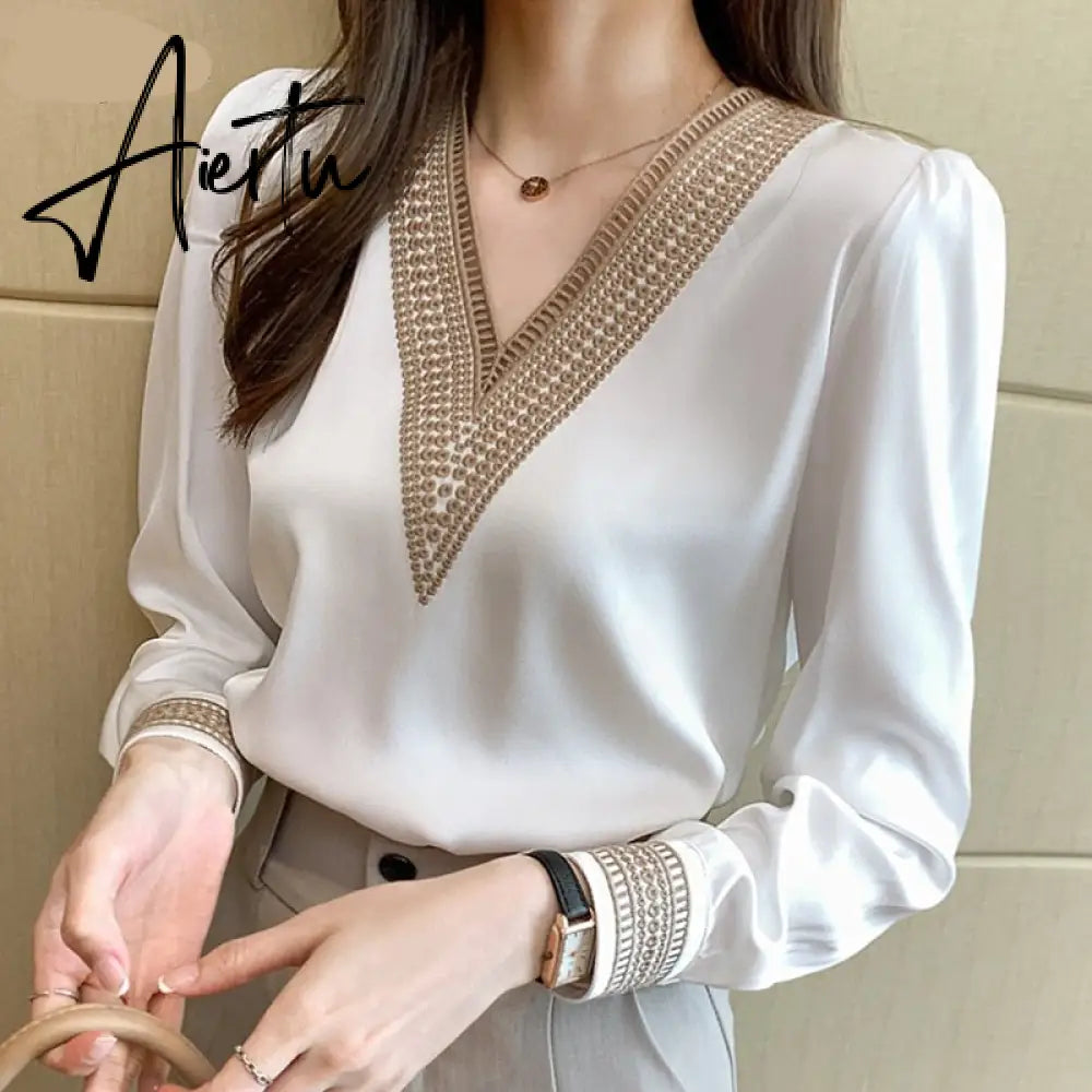 New Fashion White V Neck Chiffon Women Shirts Casual Loose Long Sleeve Women Blouses Tops Plus Size Female Clothing Blusas Aiertu