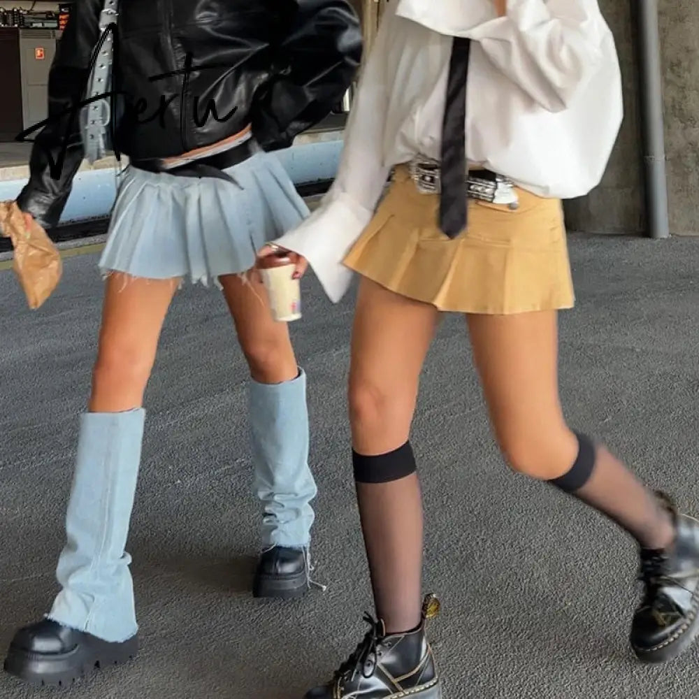 Preppy Style Vintage Cute Pleated Skirts with Leg Warmers Y2K Kawaii Low Waisted Mini Skirt 2000s Retro Aesthetics Streetwear Aiertu